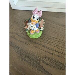 Lenox Disney Magic Thimble Collection Daisy Duck Porcelain Figurine‎